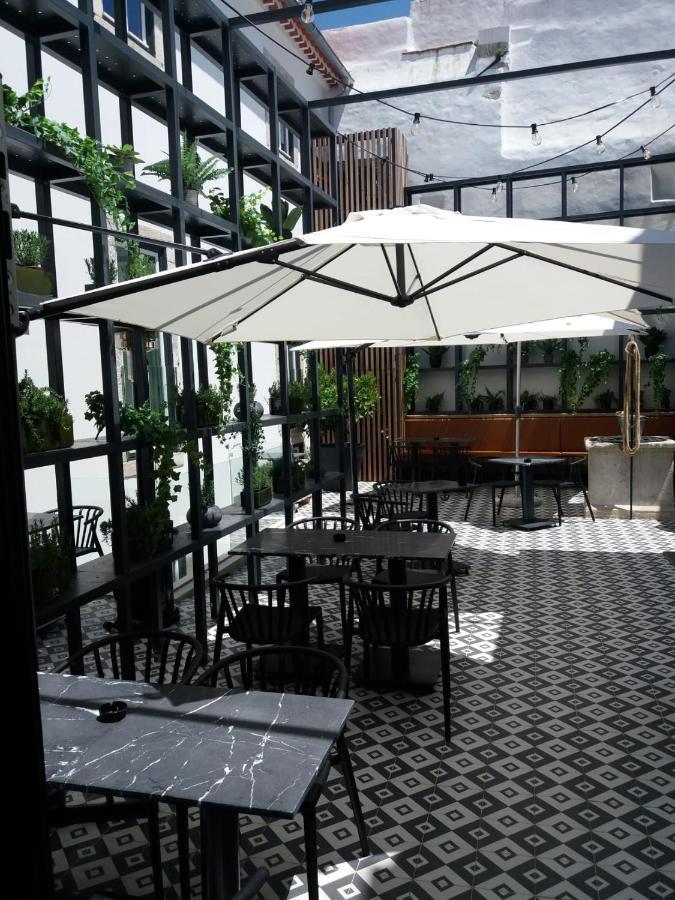 Villa Graca -Hostels And Apartments Santarém Esterno foto