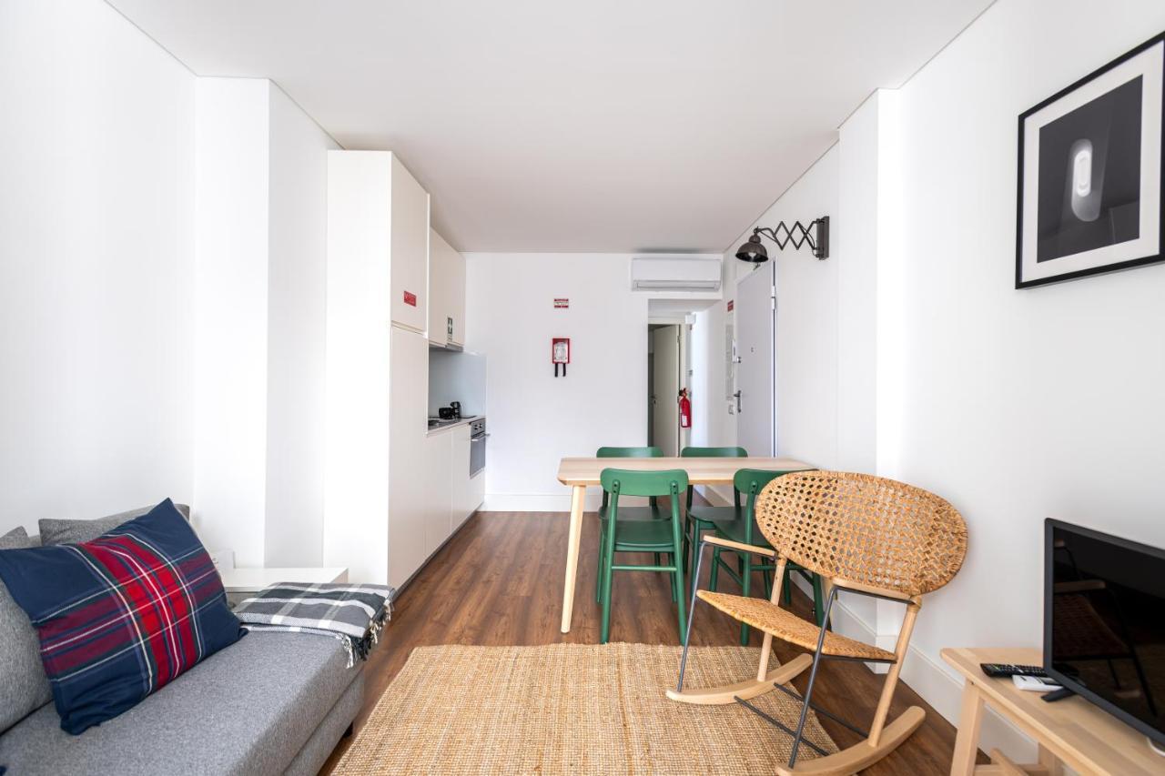 Villa Graca -Hostels And Apartments Santarém Esterno foto