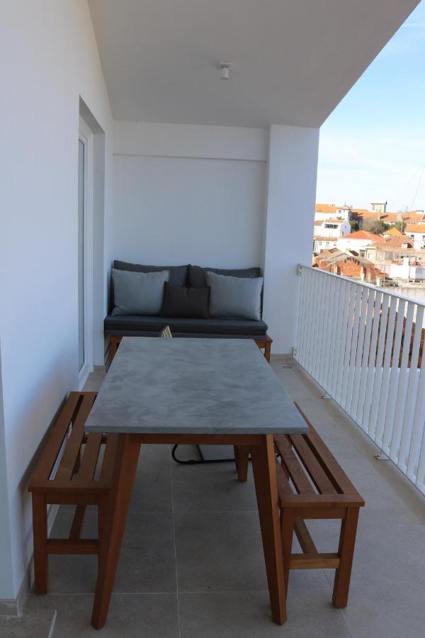 Villa Graca -Hostels And Apartments Santarém Esterno foto